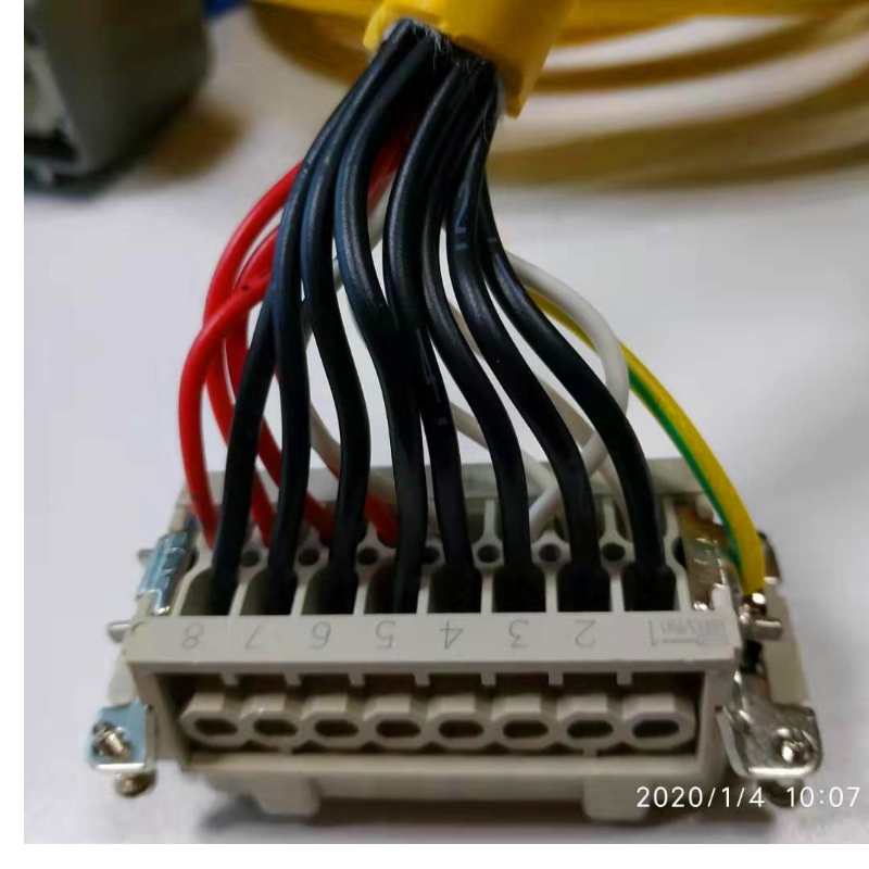 Cablul de conectare al cutiei de control al temperaturii